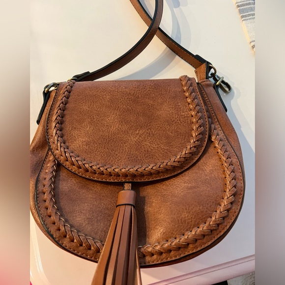 Handbags - Jenn & Co leather crossbody